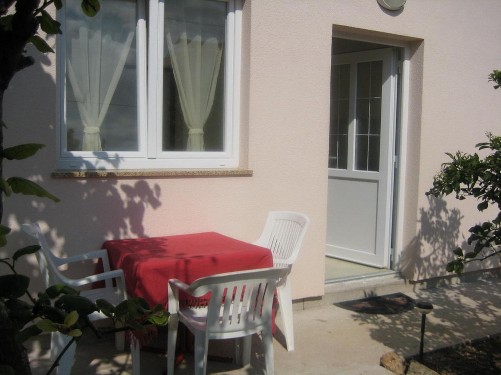 Apartments Jakovcev Betina  Exterior photo