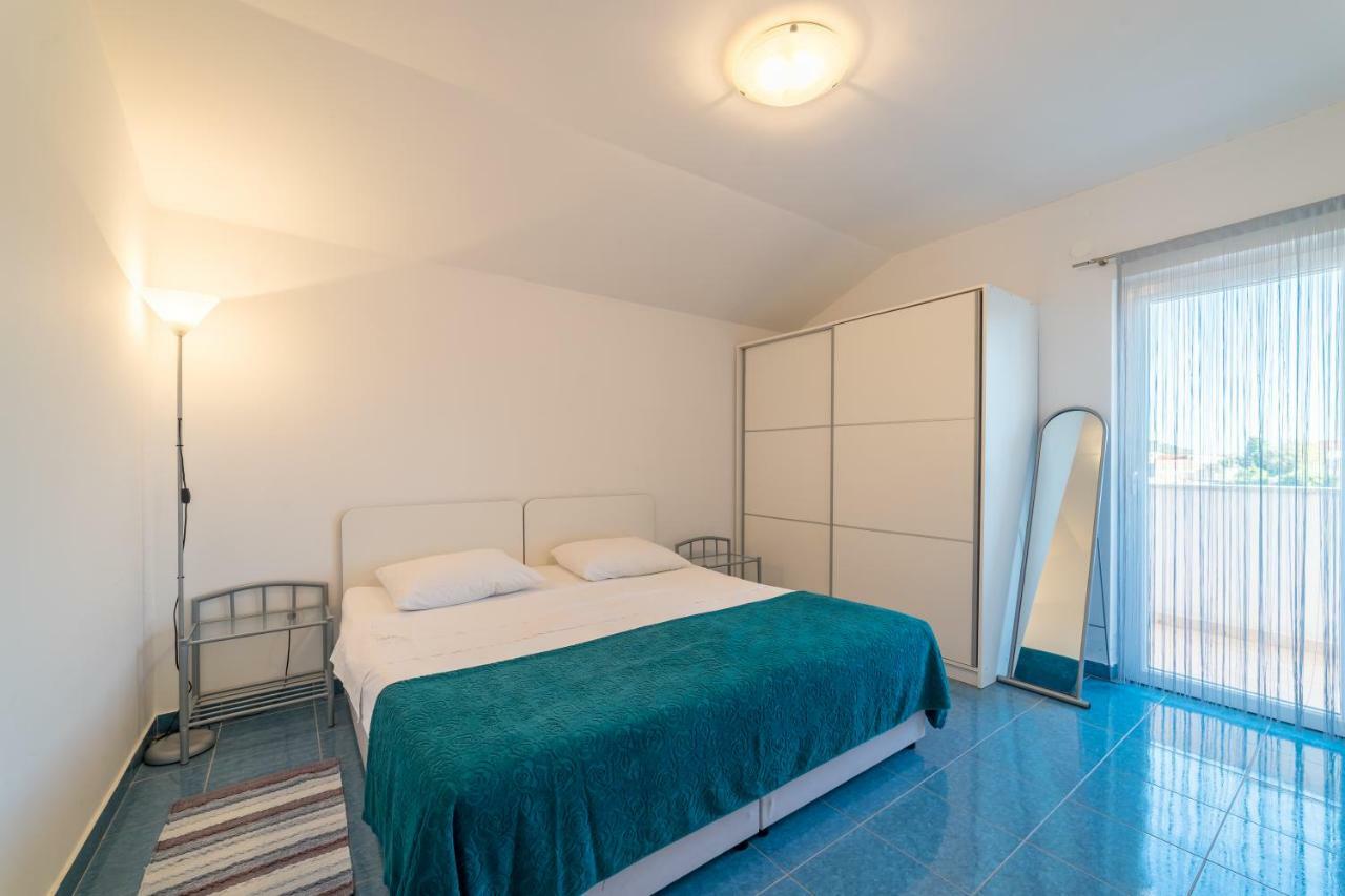 Apartments Jakovcev Betina  Exterior photo