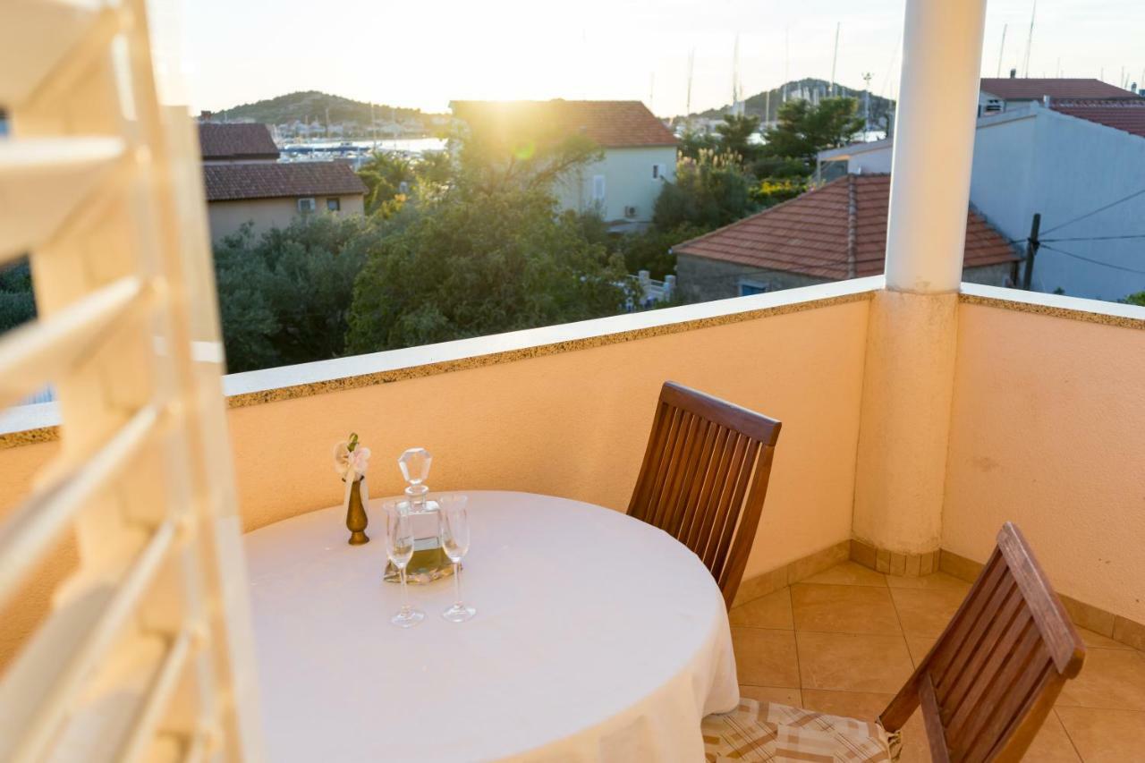 Apartments Jakovcev Betina  Exterior photo