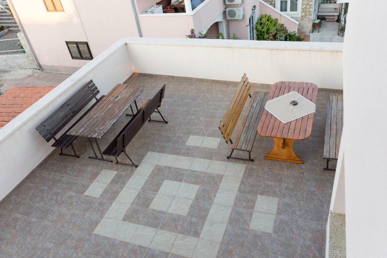 Apartments Jakovcev Betina  Exterior photo